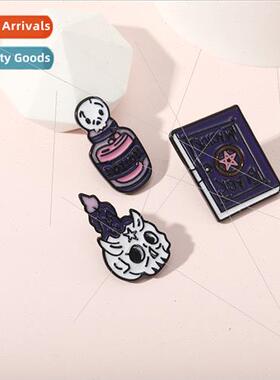 Halloween Europe Cartoon Wch Wchcraft Book Brooch Potion Ske