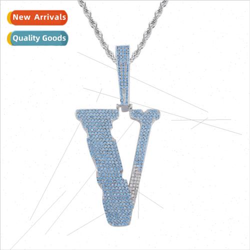 Fashion Full Color Zirconia Letter Big V Hip Hop Pendant Nec