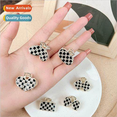 Bangs ehead broken hair small grab clip new black whe chess