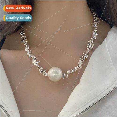 Pearl necklace female niche metal necklace hundred matching