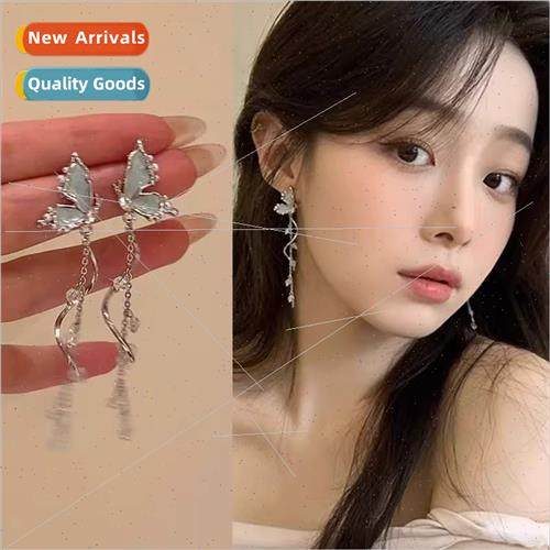 2023 Floating Butterfly Tassel Long Earrings che Earrings St