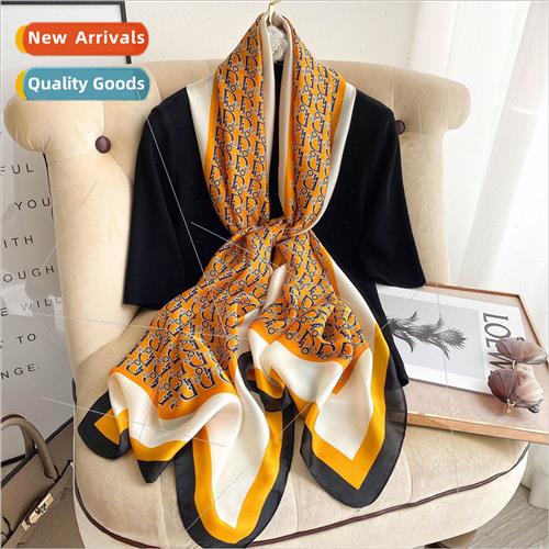 2021 new Europe Uned States letter pattern imation silk scar