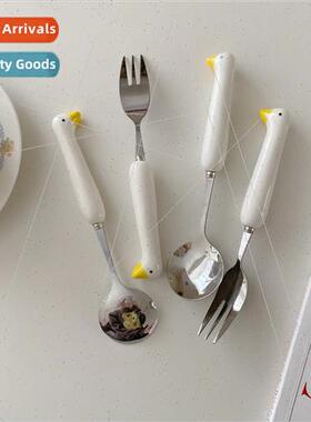 Cute cartoon duckling spoon k cutlery set portable creative