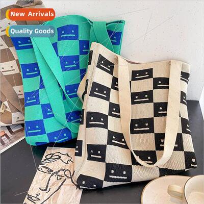 Retro clashing color ins small handbag female knting wool un