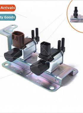 适用Mazda CX-7 Solenoid Valve K5T81777 LF82-18-740 Air Condi