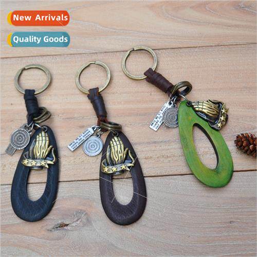 mple creative hand-woven cowhide rope key chain geometric pe