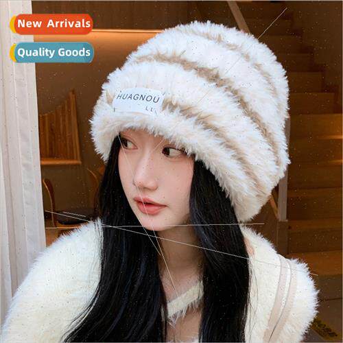 Hat women fall winter versatile show face small plush wool c