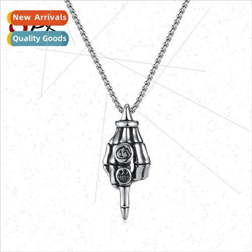 Smiley stainless steel pendant tide men retro skull finger t