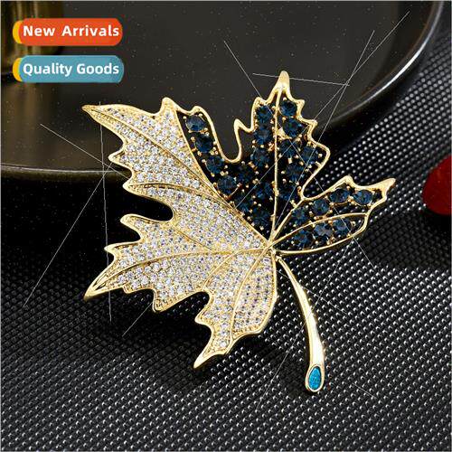 INS exquise unisex UK maple leaf brooch coat accessories cor