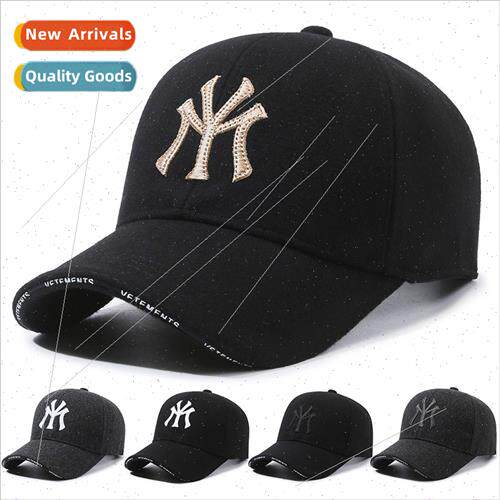 Autumn winter new elderly casual tweed embroidered baseball