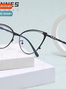 2024 new fashion Europe elegant glasses triangle cat-eye per