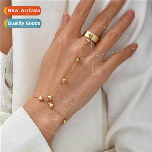 Europe fashion electroplated love heart hand back chain retr