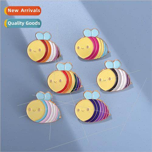 Cute cartoon bee series animal badges shirt skirt decorative - 实物图