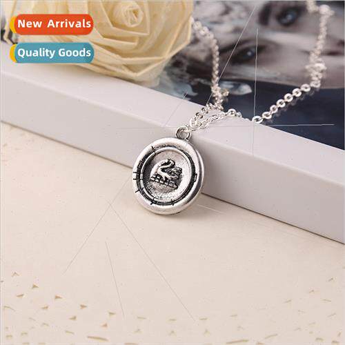 Swan amulet gift jumper chain necklace accessories Europe Un