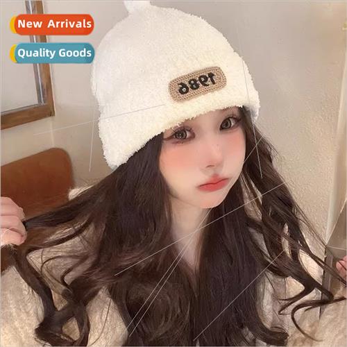 Hat female fall winter new fashion warm show face small fish