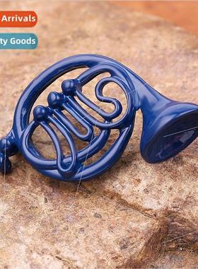 Alice in Wonderland Horn Brooch Metal Oil Drip Badge Backpac