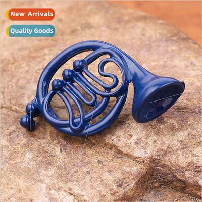 Alice in Wonderland Horn Brooch Metal Oil Drip Badge Backpac