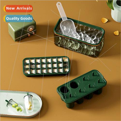 Extravagant ice cube molds large capacy silicone ice compart