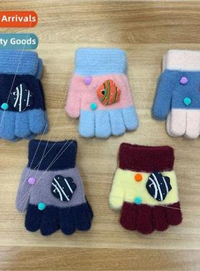 New 1-3 years old full-finger children gloves ltle fish padd