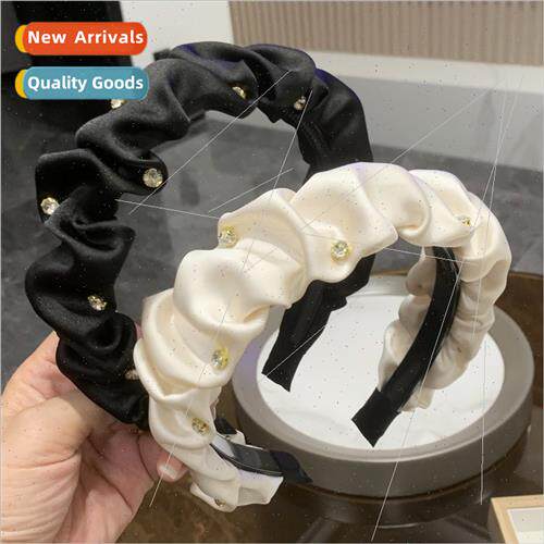 Wh teeth -slip pleated wide edge hair band out press hair ha