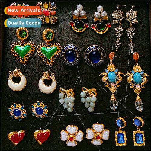 Earrings lver Needle Old Metal Vintage Earrings French Court