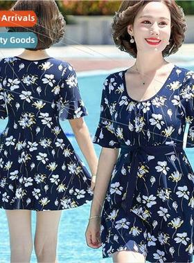 Middle-aged and elderly swimsu female mom  spl loose conserv