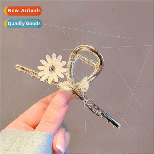Flower Metal Grab Clip Large Female Rhinestone Cat Eye Stone