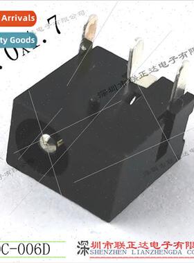 DC4.0*1.7 DC female chassis connector 3 pins insert 006D dc