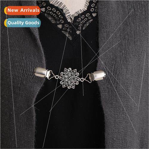 Vintage hollowed out flowers placket clip shawl jumper clip