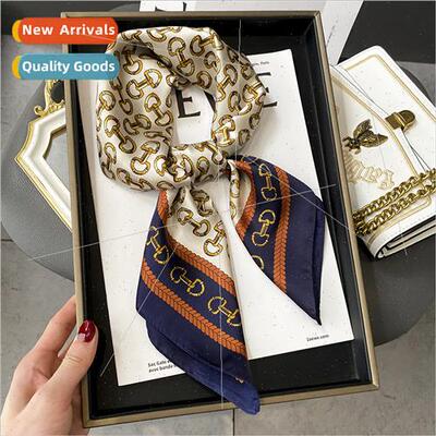 Metal horseshoe chain champagne color simulation silk 70cm s