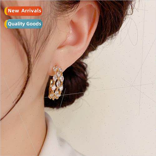 Exquise niche zirconia C earrings s925 silver pin fashion hu