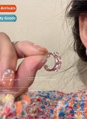 At Large Sweetheart Pink Double C-shaped Stud Earrings Femal