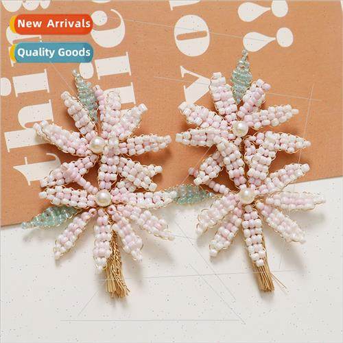 ght luxury double flowers pearl green leaves bouquet flowers