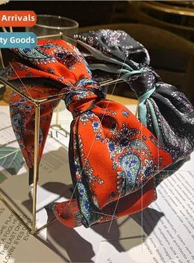 Korea retro hair bands female versatile sweet out bow headdr