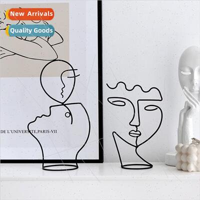 Scandinavian Abstract Iron Portra Art Ornament Home Vintage