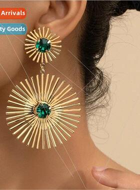 Europe retro HK senior sense niche sunflower earrings earrin