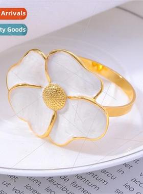 Hotel tableware small daisy bee napkin clasp flower napkin r