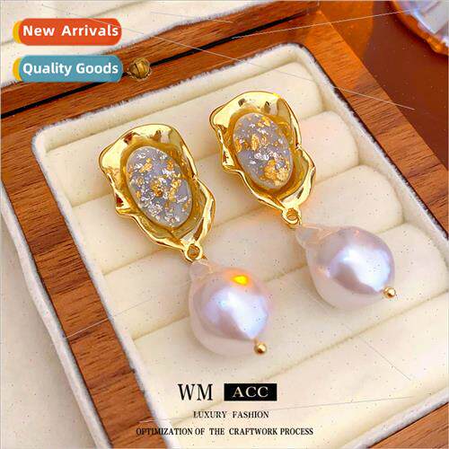 lver needle irregular metal resin pearl earrings French vint