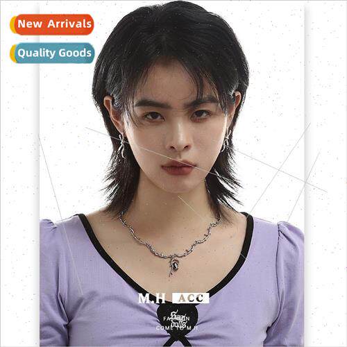 Thorn pendant necklace women fall winter simple delicate hun