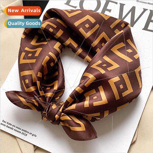2021 Korean  new winter warm small neck scarf decorative car