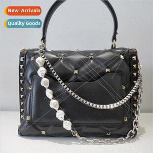 New retro INS Cuban square chain O chain shaped pearl luggag
