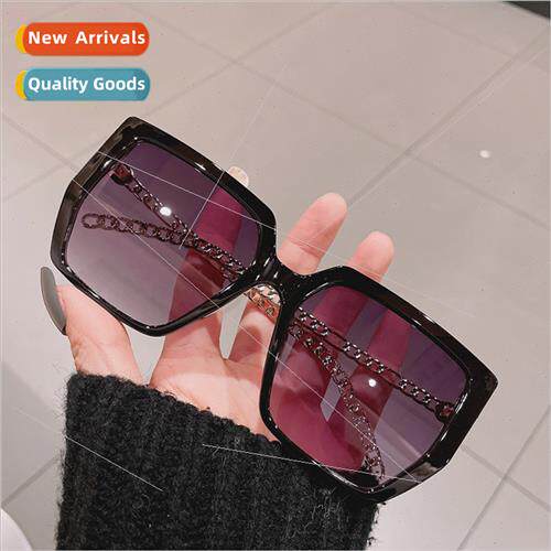 2021 sunglasses female retro chain large Square Frame ins ir