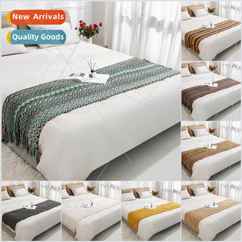 Scandinavian diamond knted wool blanket bed end blanket show