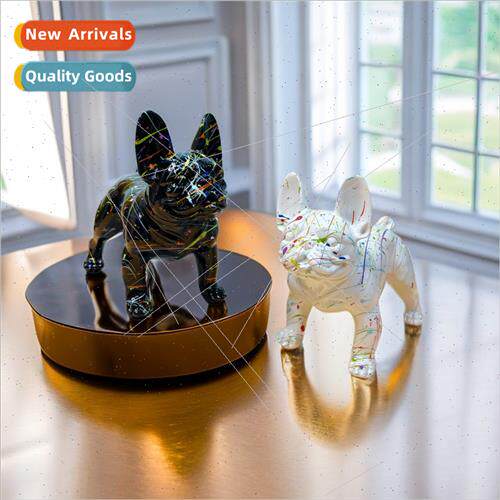 Dazzling color standing bulldog ornament flinging paint resi