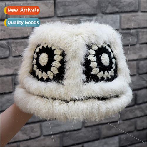 2023  young waking lion hat winter thickened warm fisherman