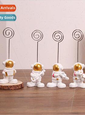 Stereoscopic mini astronaut spaceman business card holder de