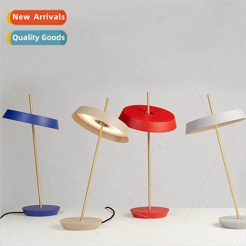 Creative personaly desk rotatable lamp modern simple living