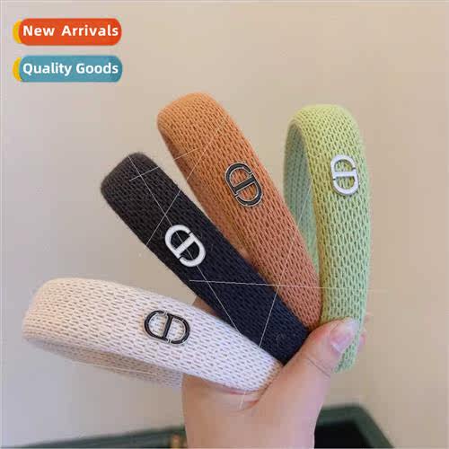 Autumn winter wool knted simple retro letters versatile head