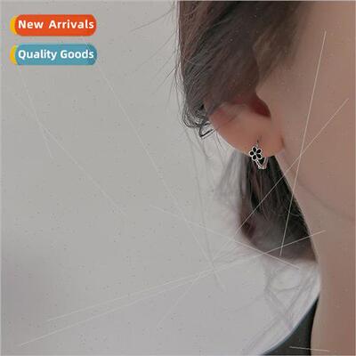 Petal earrings cute sweet simple drip glue black small flowe