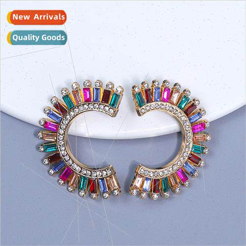 Europe fashion C-shaped earrings simple senior sense glass d